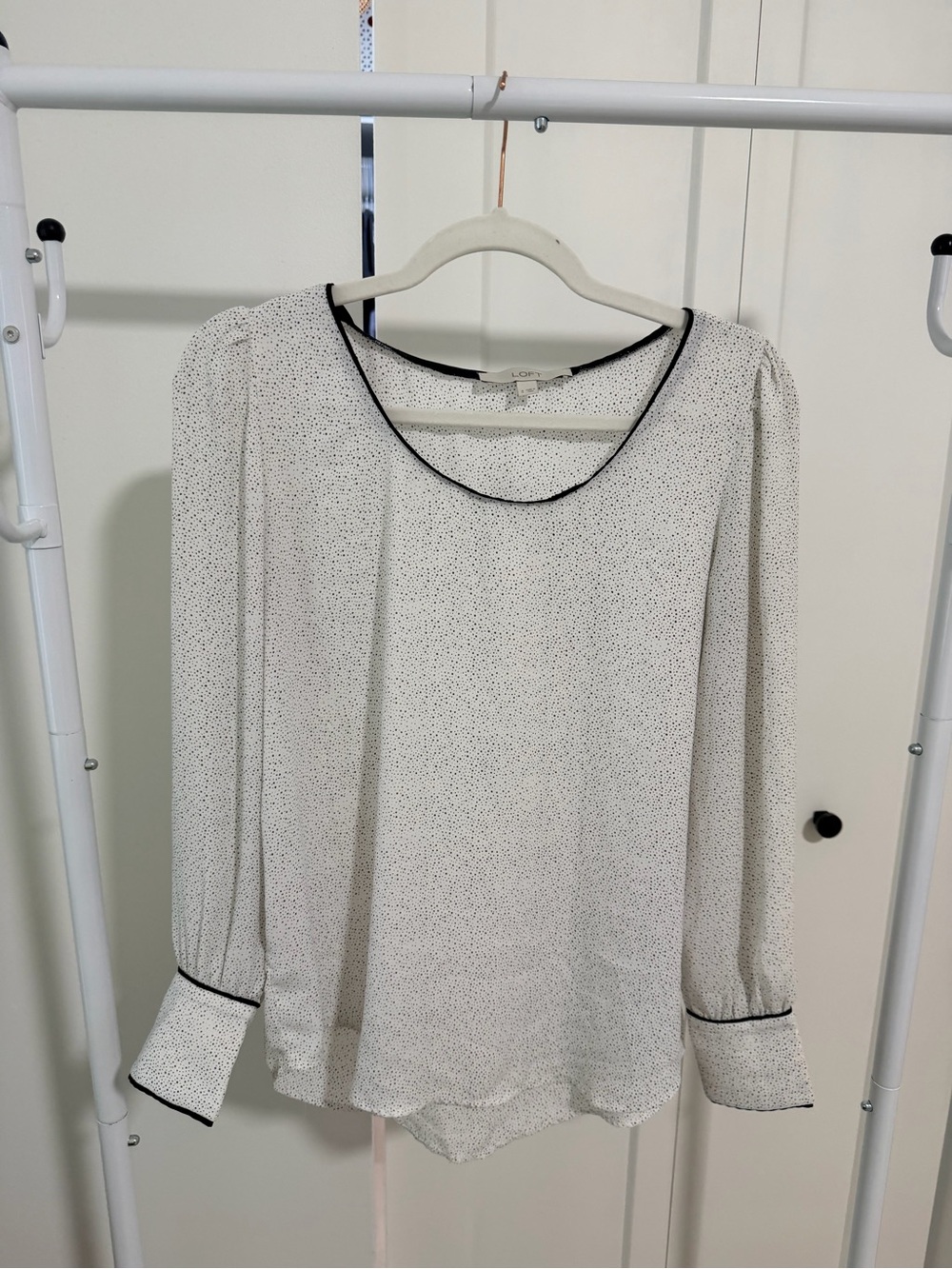 LOFT Polka Dot Blouse in White & Black Size Small Like New